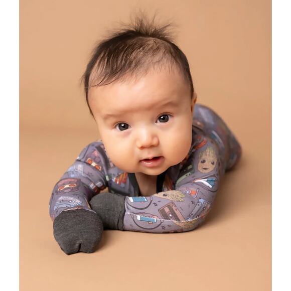 Ellie Sue Guardians Of The Galaxy Bamboo Zipper Romper Baby Size 6-12 Month New - Picture 2 of 12